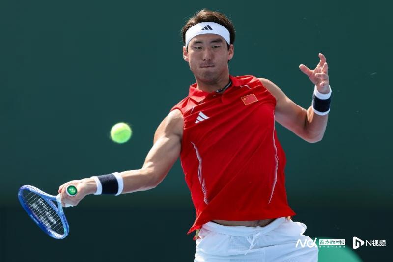 8868入口-吴易昺力克世界排名第45位球员，戴维斯杯首日中葡战成平手